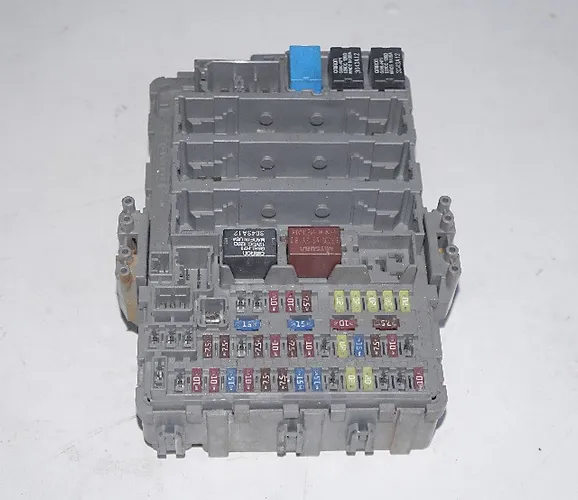 caixa de fusivel honda crv  2.0  4x2 aut.  2012 a 2018 aceitamos cartoes