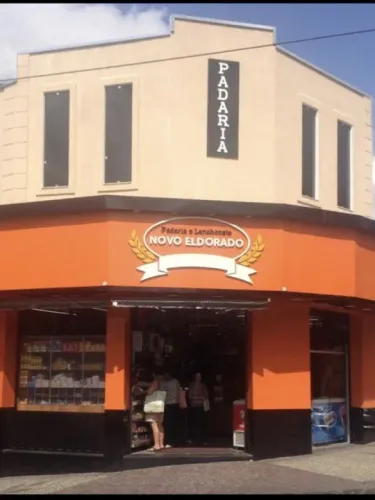 Vaga para atendente de lanchonete com ou sem experiência
