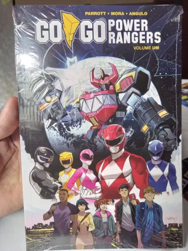 HQ Go Go Power Rangers lacrada com pôster da Indie visivel Press