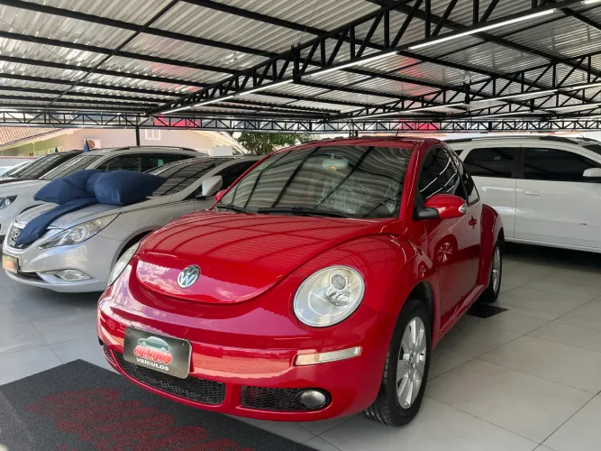 Volkswagen New Beetle 2.0 MI Mec./aut. 2010