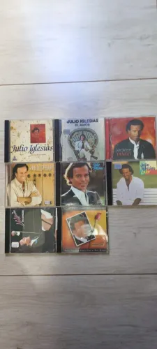 Coleção de CD Julio Iglesias