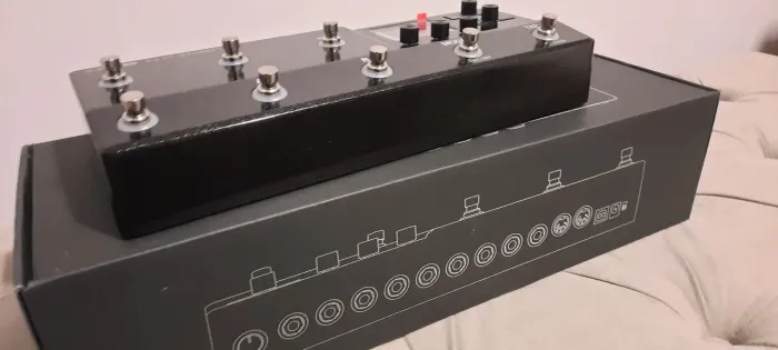 Pedaleira Line 6 HX Stomp XL