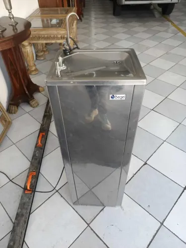 Bebedouro de Pressão em aço Inox Begel, Não testado . (No Estado)