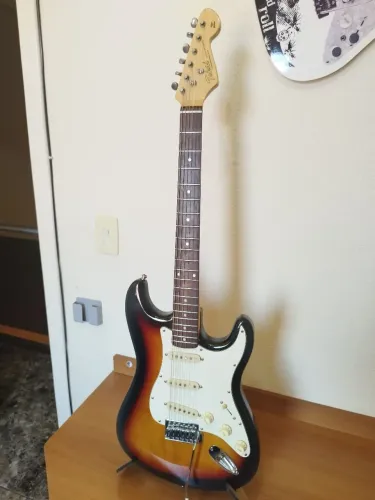 Guitarra Stratocaster Tokai