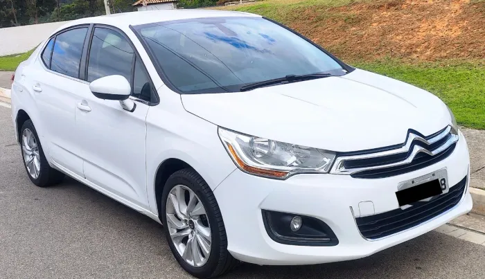 Citroen C4 Lounge Tendance 2.0 Flex 4P Aut. 2015