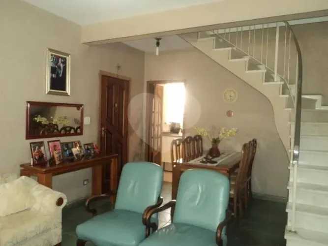 Condomínio com 4 quartos à venda em Vila bertioga - SP