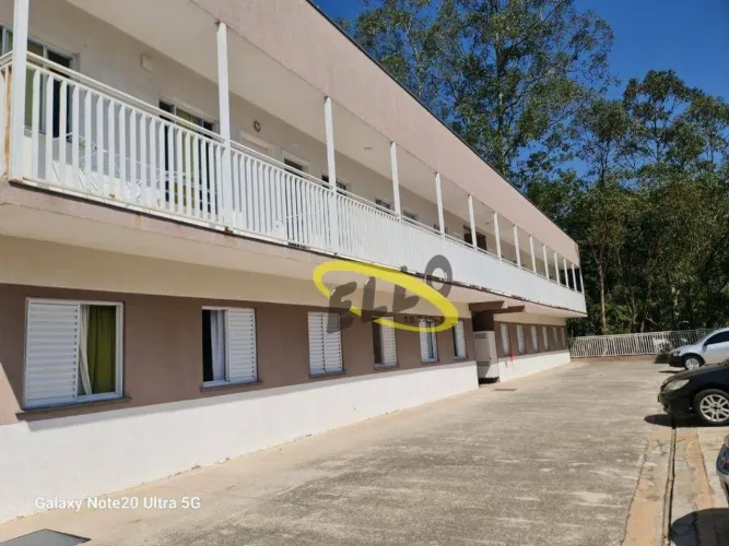 Casa a venda em condomínio no Bairro Santa Paula em Cotia