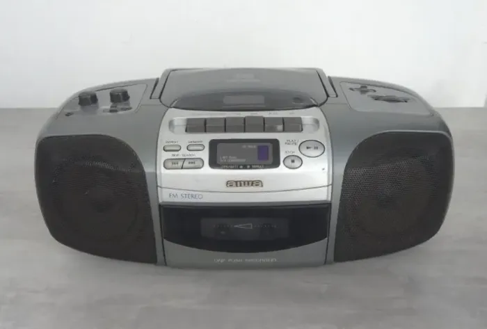 Rádio Portátil Tape Cd Aiwa CSD-ES245