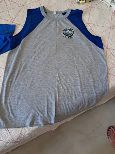 Uniforme escolar lemos de castro