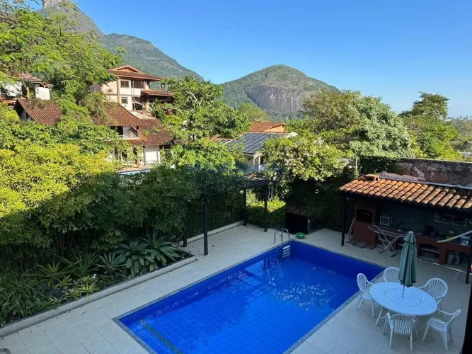 Itanhangá | Casa 4 quartos, sendo 2 suites