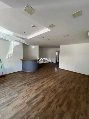 EXCELENTE PONTO COMERCIAL NA VILA EMA