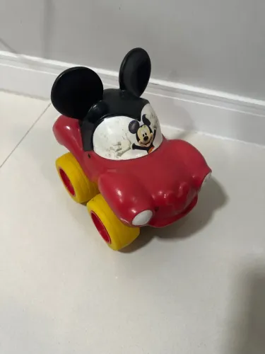 Brinquedo infantil do Mickey