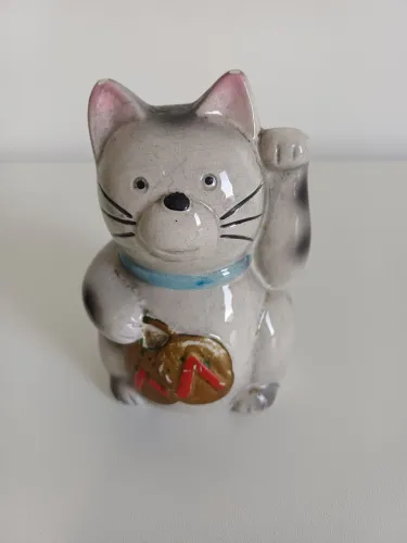 Gato da Sorte Maneki Neko original Japão 
