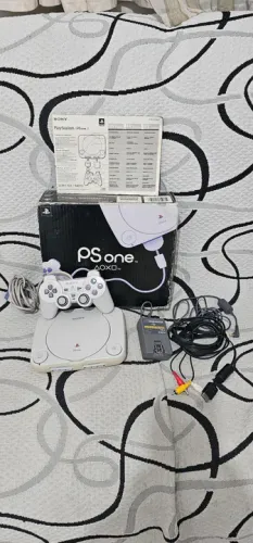 Playstation 1 one slim - Completo - Funcionando Perfeitamente