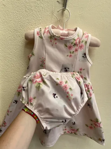 Vestido e calcinha