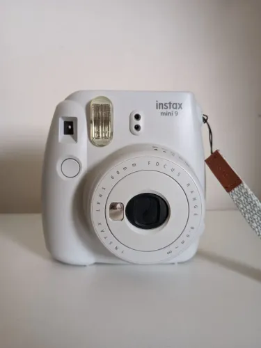 Camera Instax Mini 9 Branca