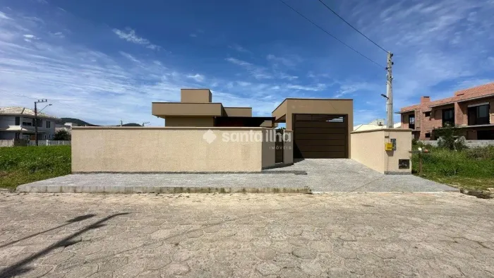 Casa com 2 dormitórios à venda, 138m² - Carianos - Florianópolis/SC