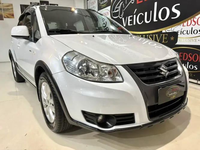 Suzuki SX4 2.0 16V 145cv 4WD 5P Aut. 2014