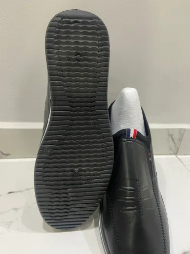 Sapatos elegantes e confortáveis.