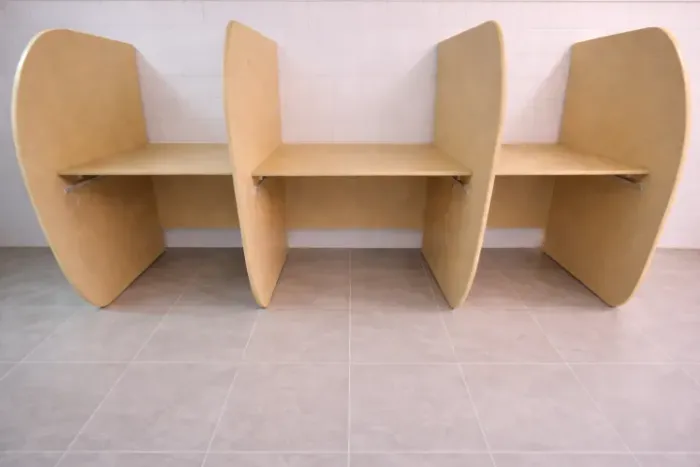 bancada para atendimento + call center + casas de emprestimos etc