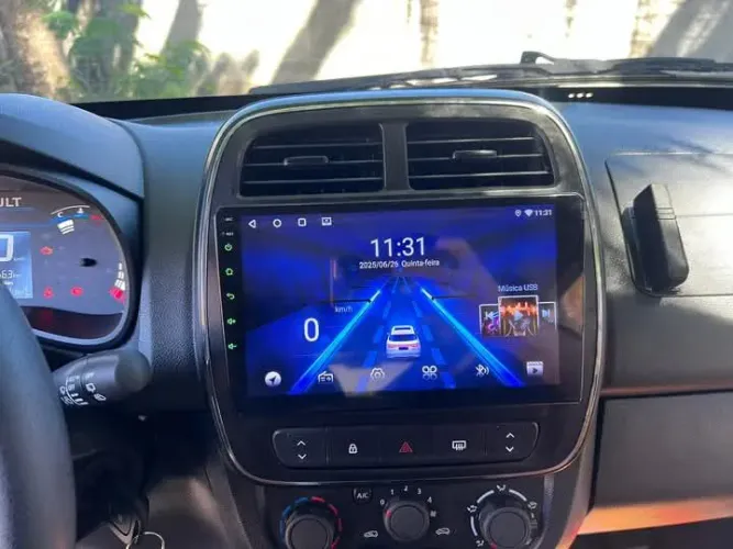 Multimídia kwid 9P Android 2ram 32g carplay YouTube Netflix Wifi Waze bluetooth