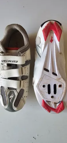 Sapatilha specialized tamanho 38EU 36BR  (SPEED)