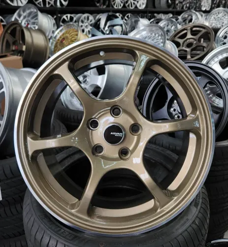 Jogo de rodas Advan Racing aro 17 5x112 e 5x114