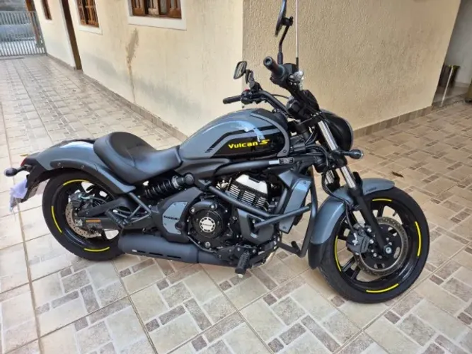 KAWAZAK VULCAN 650 S CAFÉ