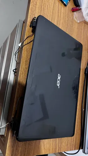 tampa notebook acer mais moldura ( tela defeito )