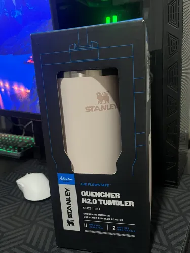 Stanley Quencher H2.0 Tumbler 1,2L - Nova Original