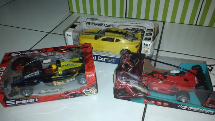 Brinquedos novos preços variados