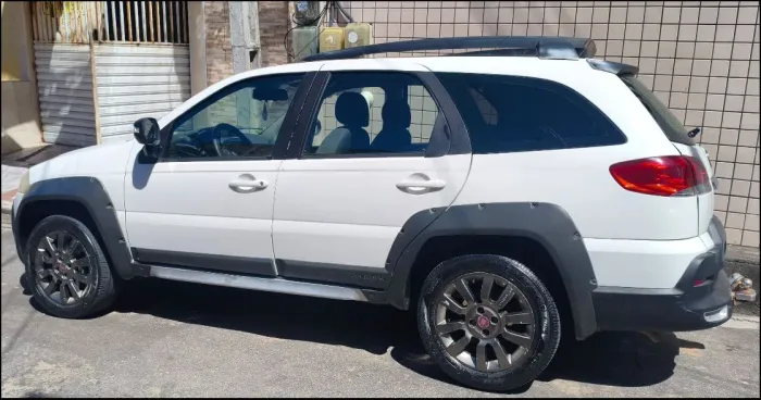 Fiat Palio Weekend Adventure Locker 1.8 Flex 2016