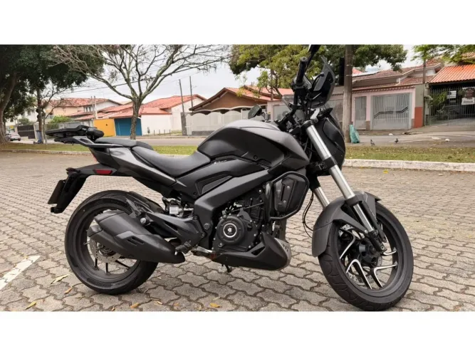Bajaj Dominar 400 2025