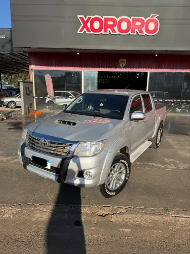 Toyota Hilux CD SRV D4-d 4X4 3.0 TDI Diesel AUT 2012