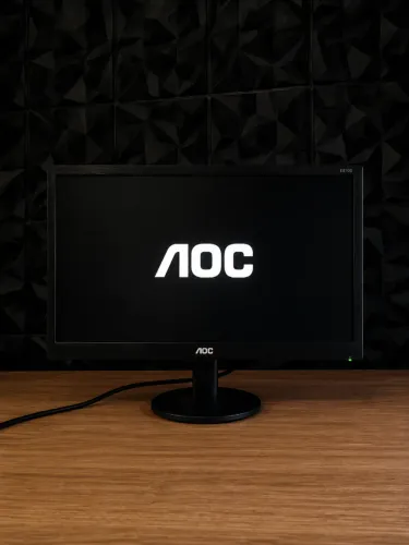 Monitor AOC
