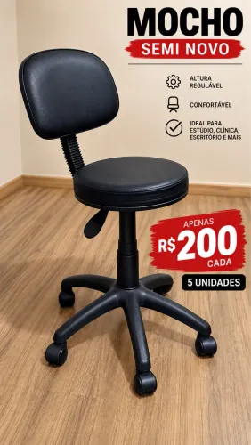 Mocho com encosto semi novo
