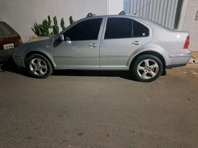 Volkswagen Bora 2.0/ 2.0 Flex 8V Aut. 2006