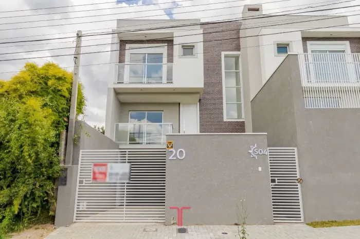 Sobrado com 3 dormitórios à venda, 155 m² por R$ 895.000,00 - São Braz - Curitiba/PR
