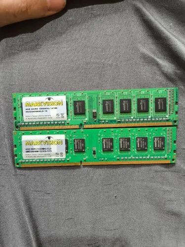 2 memórias RAM markvision 