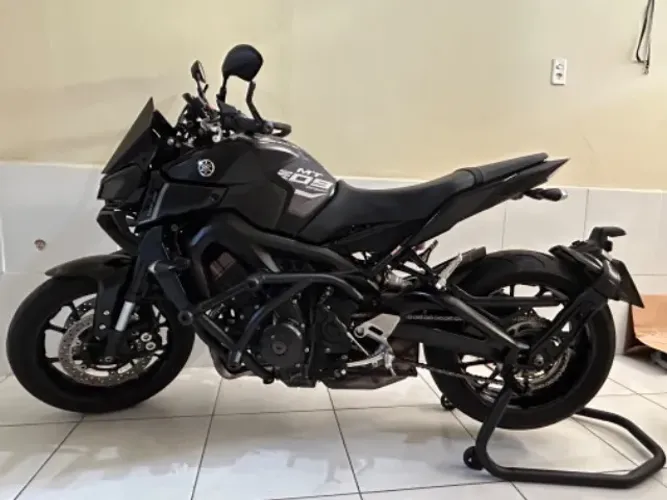 MT-09 ABS - 2025 - Único dono - Novíssima!