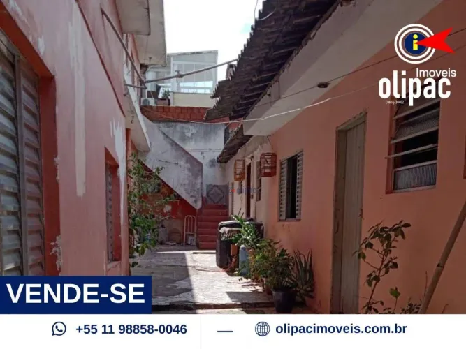 Terreno com 4 casas residenciais e um salão comercial no Jardim Bela Vista - Guarulhos-SP.