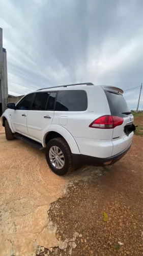 Mitsubishi Pajero Dakar HPE 3.2 4X4 T.I Dies 5P AUT 2015