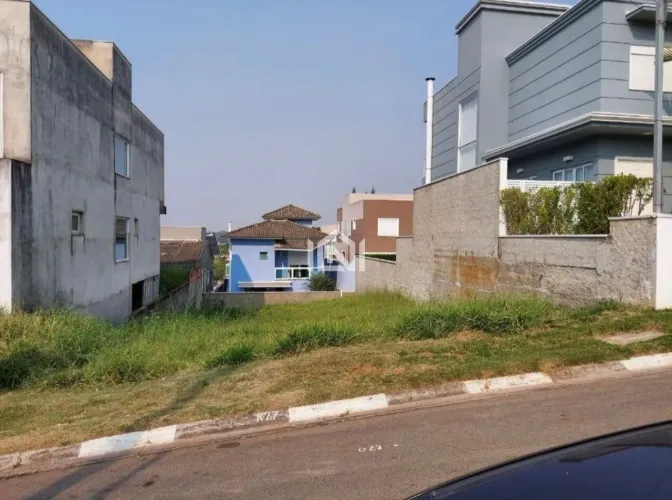Terreno à venda no condominio Palm Hills