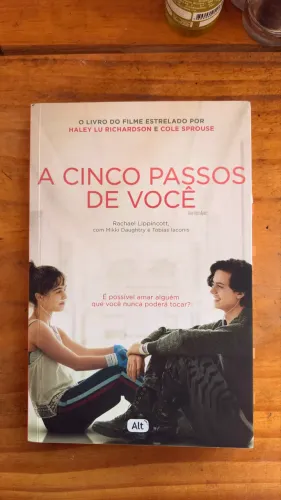 A cinco passos de você