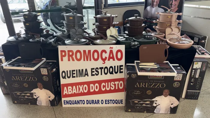 Precisa de vendedor (a)