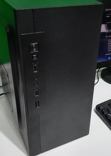 PC Intel Core i3 3.30GHz + SSD 120GB + 4GB RAM + Teclado e Mouse - R$ 480