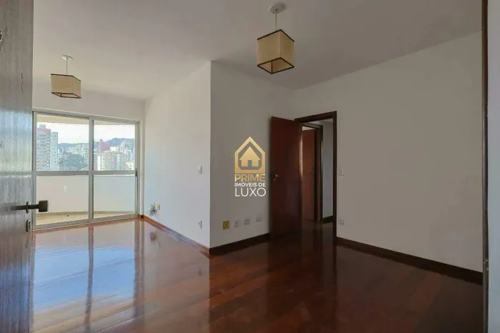 Apartamento para locação com 3 quartos no bairro Santo Antônio