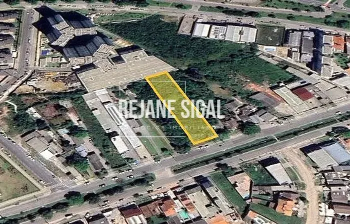Terreno À Venda na Av. São Francisco de Paula