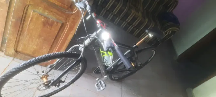 vendo uma mountain bick para competição e passeio