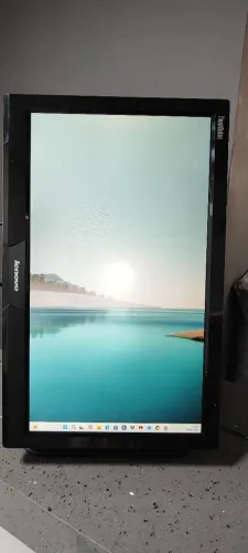 Monitor Lenovo Thinkvision 20 polegadas
